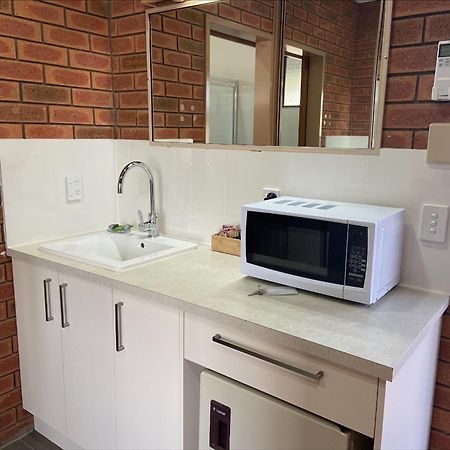 Ashleigh Court Motor Inn Mulwala Exterior photo