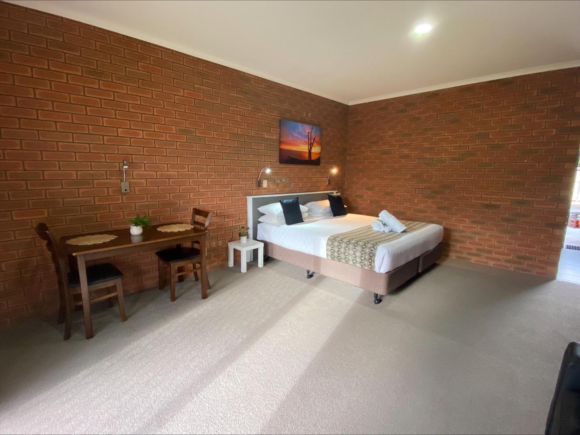 Ashleigh Court Motor Inn Mulwala Exterior photo