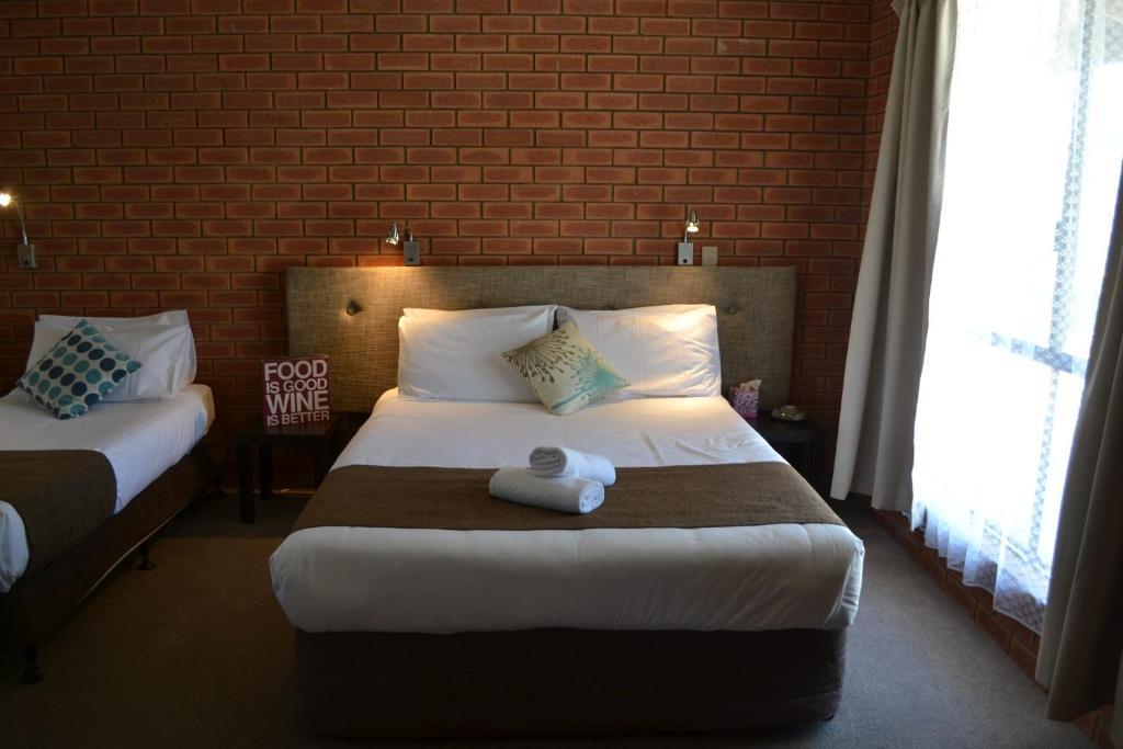 Ashleigh Court Motor Inn Mulwala Exterior photo