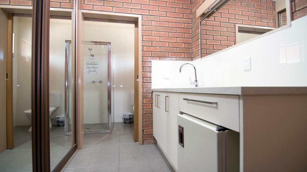 Ashleigh Court Motor Inn Mulwala Exterior photo